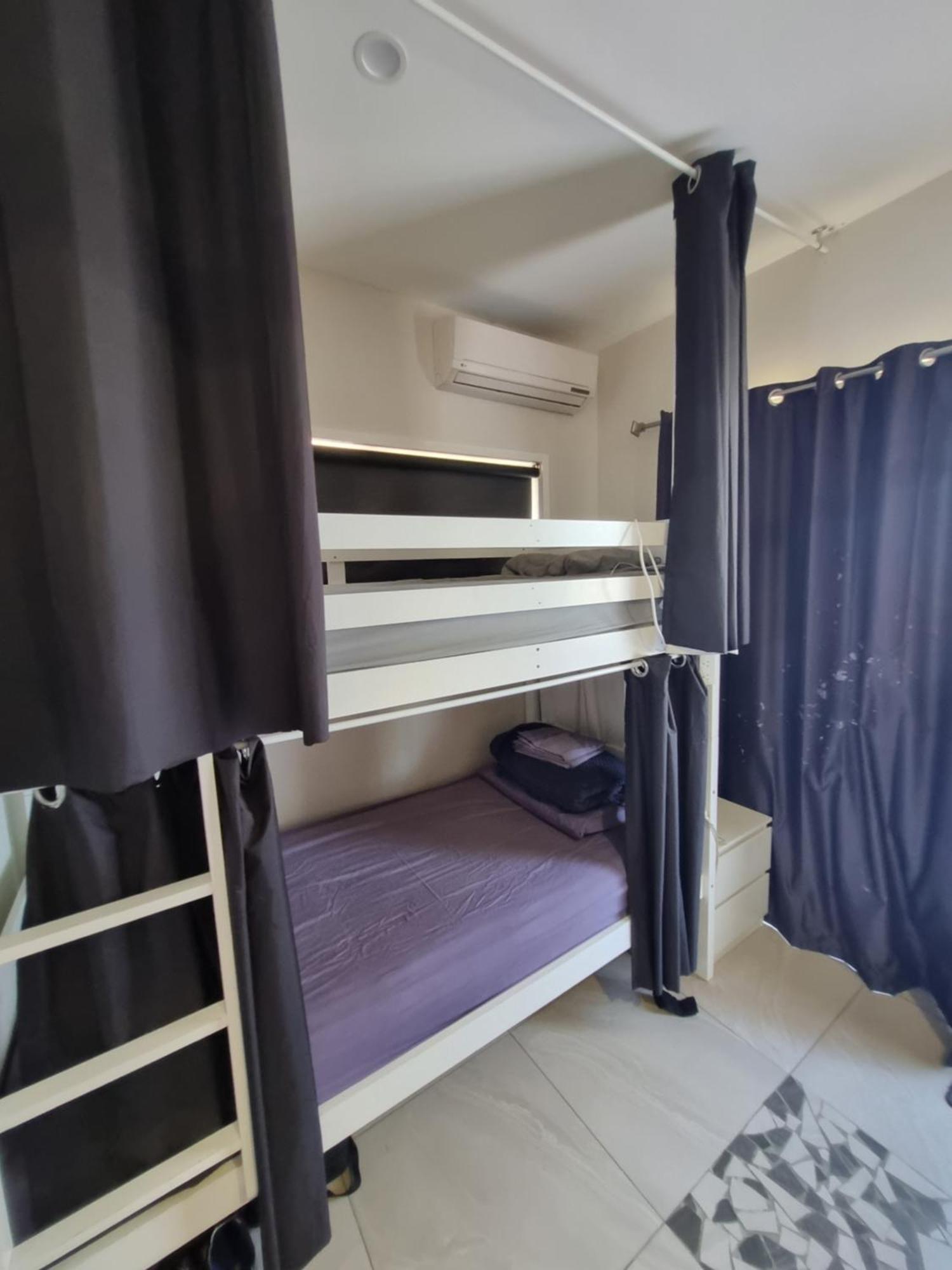 Homestyle Hostel - 18-36Yrs Калундра Екстериор снимка